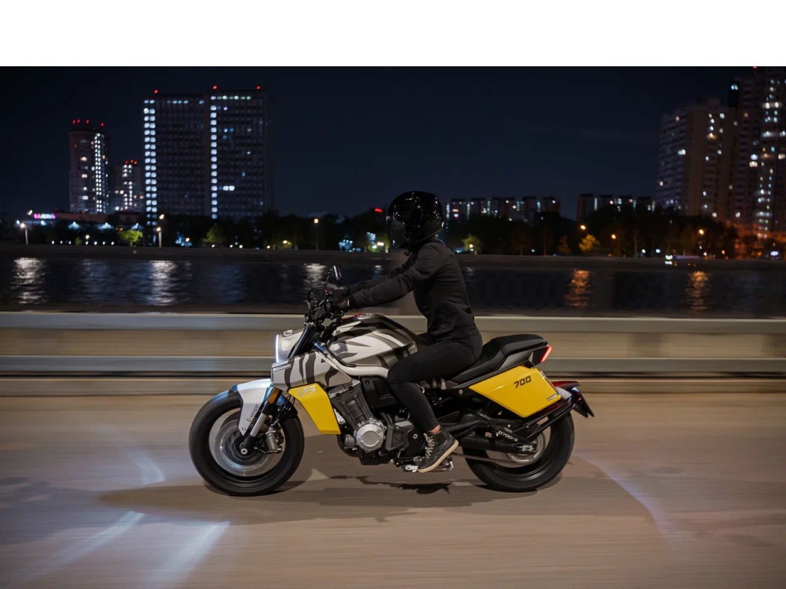 Круизер BENDA LFS 700 (YELLOW) 2026